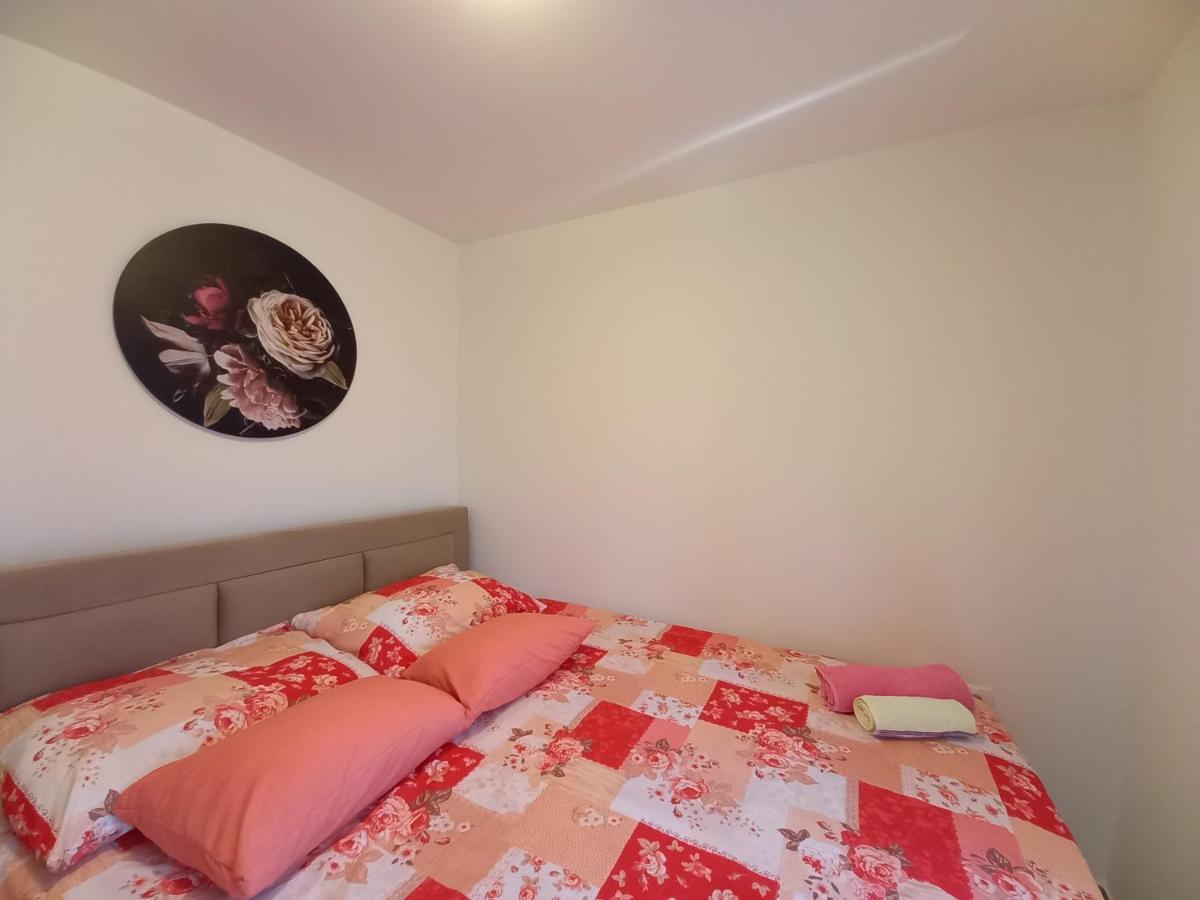 Apartment & Studio Vrdoljak Sveti Anton  外观 照片