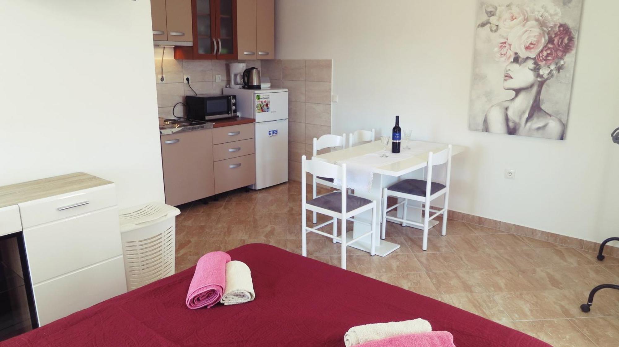 Apartment & Studio Vrdoljak Sveti Anton  客房 照片
